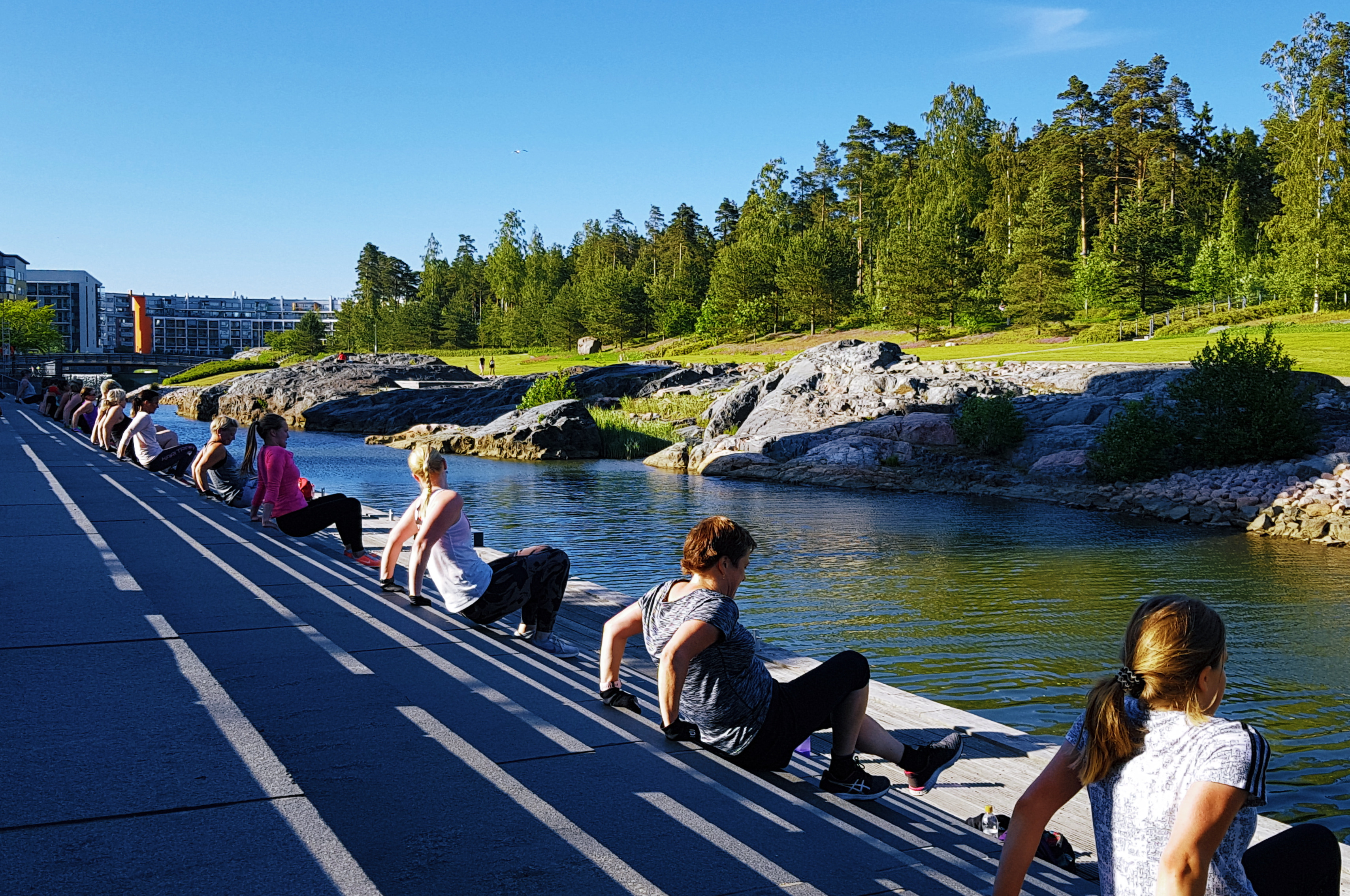 MUSCLE PIITSI - Porrastreenit, ulkotreenit, luontoliikunta, yksilövalmennus, yritysliikunta, ulkokuntosali.